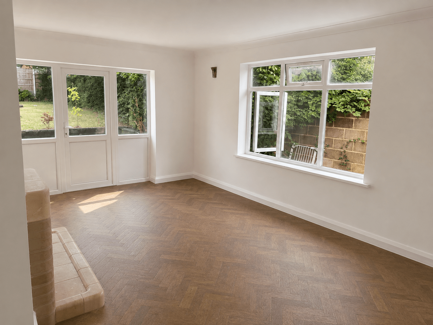 Another room in 5 bedroom house in Epsom 5 bedroom detached family home