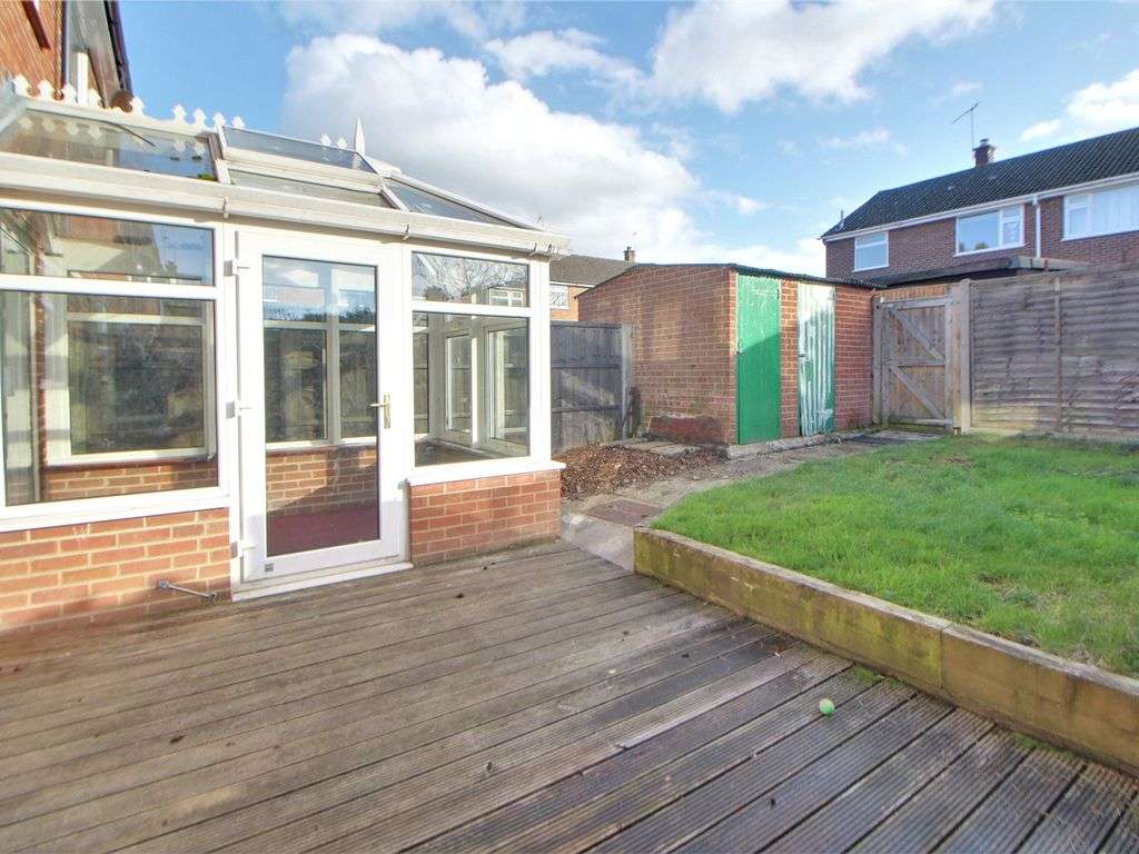 Back garden of 3 bed house in Guildford Brook Close, GU12 6AJ