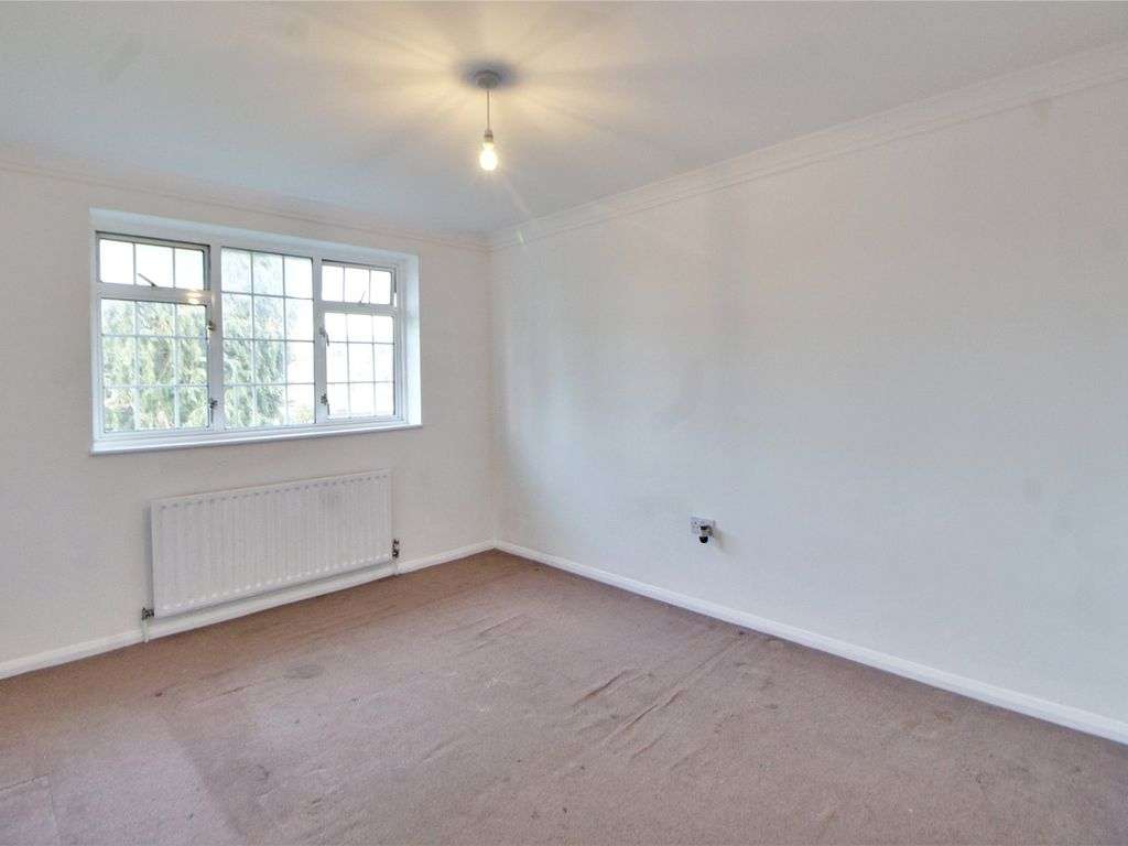 Bedroom of 3 bed house in Guildford Brook Close, GU12 6AJ