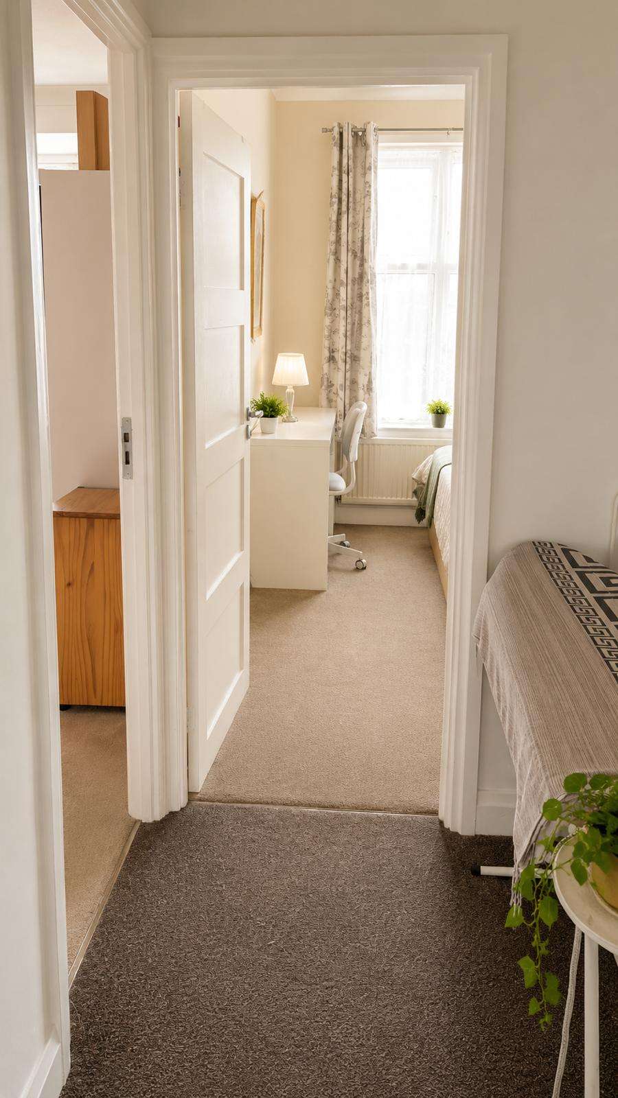Hallway# Single Room all Bills Included