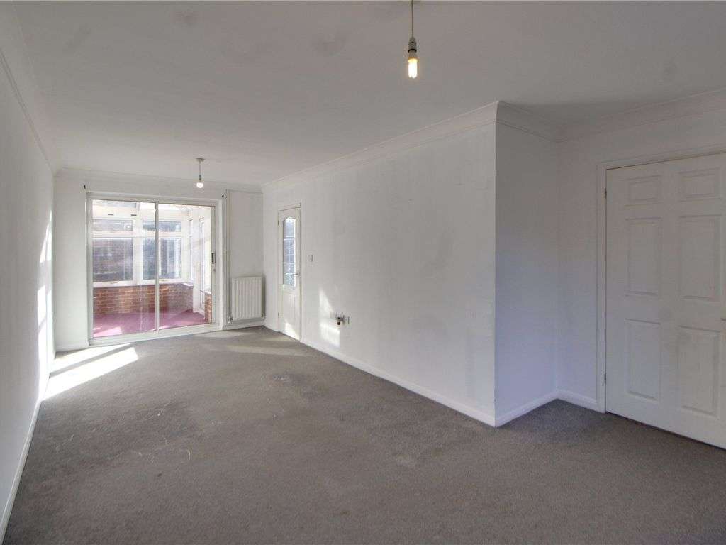 Reception Room of 3 bed house in Guildford Brook Close, GU12 6AJ