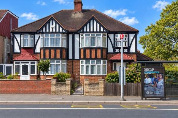 London Road, Morden SM4 5AT