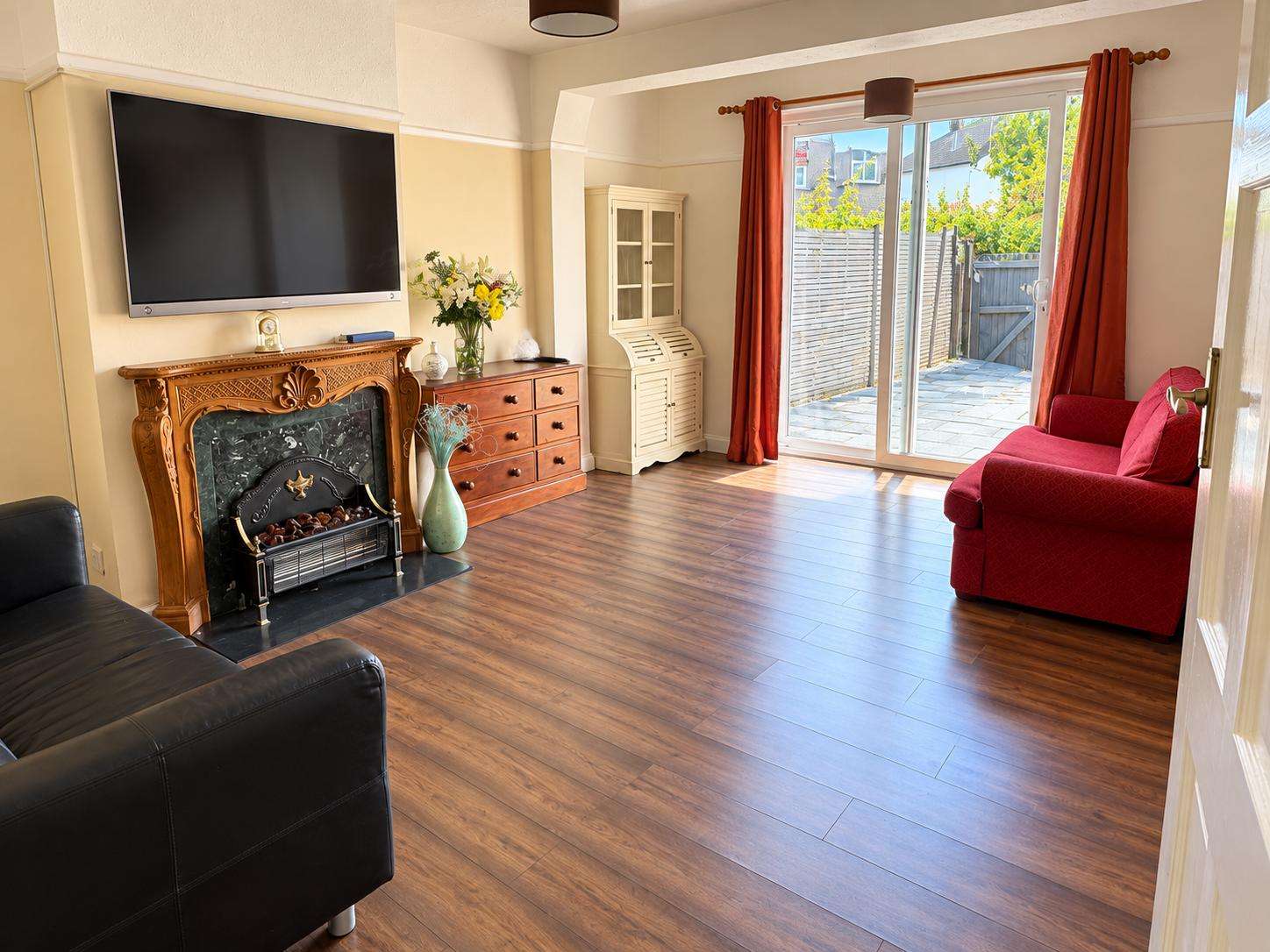 3 bedroom house in Morden second Reception Room London Road, Morden SM4 5AT